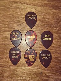 STEVE LUKATHER'S GUITAR PICK